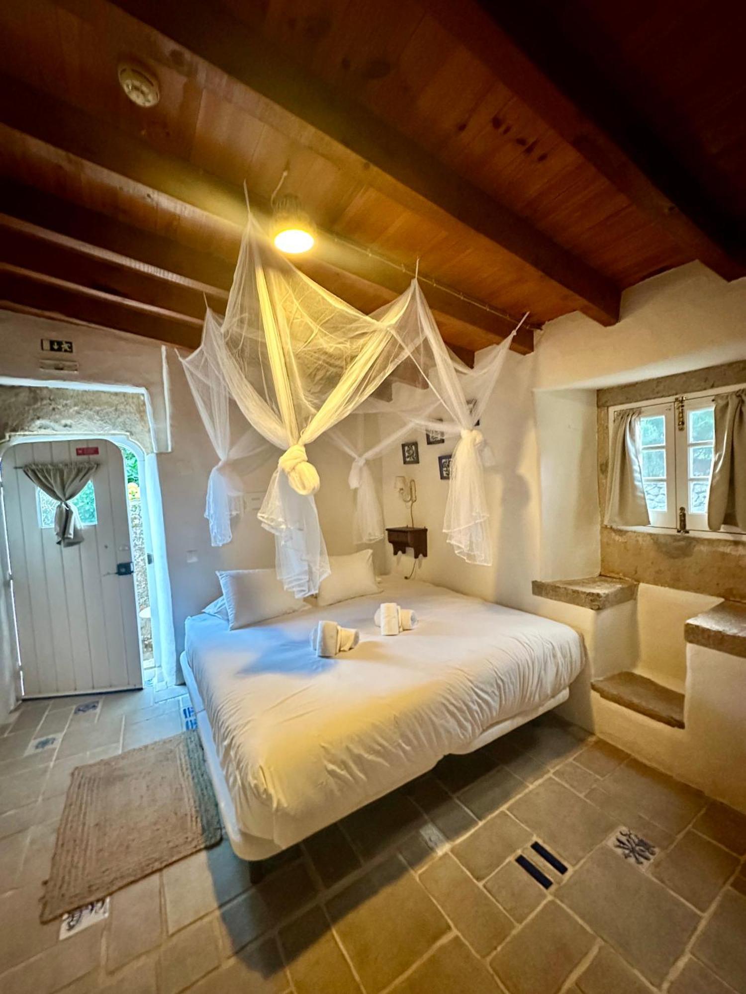 Alma Do Paco Bed & Breakfast Santo Isidoro Room photo